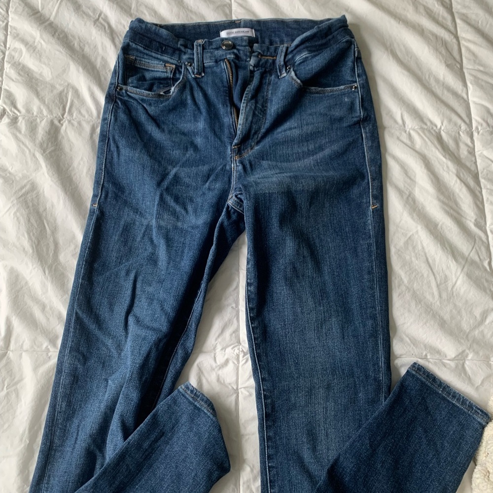 Good American “good waist” jeans size 4 darker wash